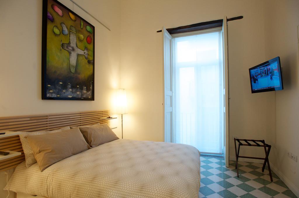 Haripergo Apartment Salerno Ruang foto
