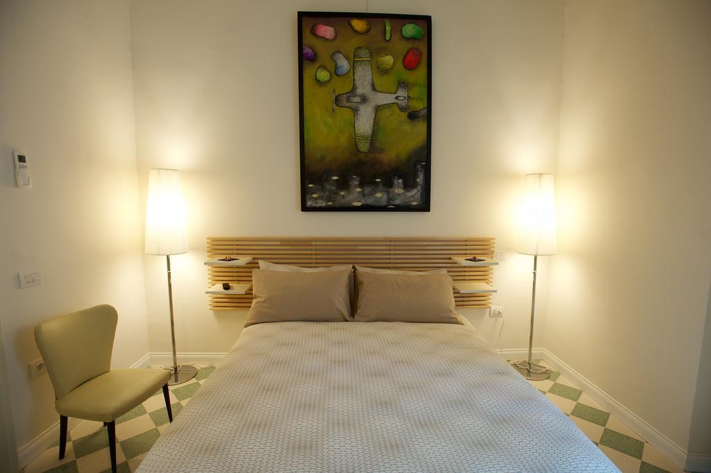 Haripergo Apartment Salerno Ruang foto