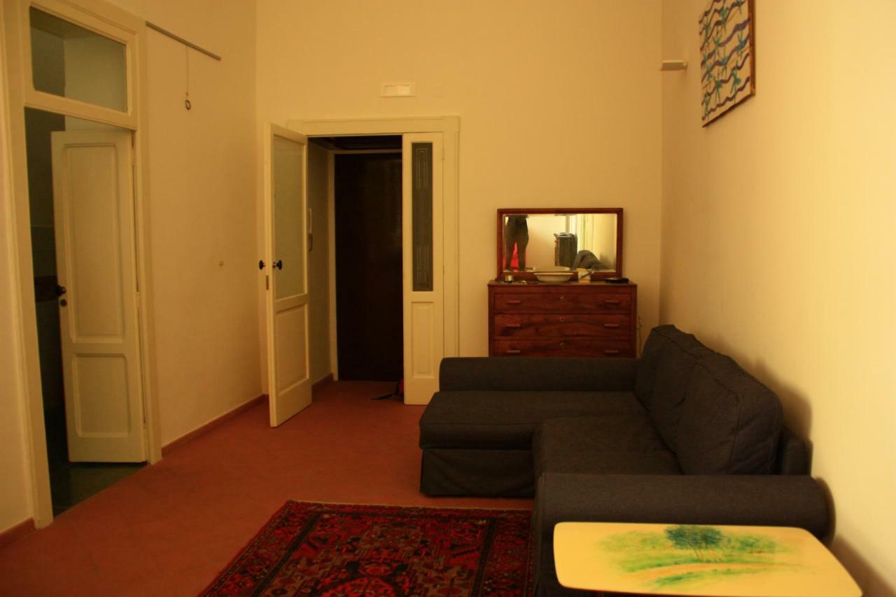 Haripergo Apartment Salerno Bagian luar foto