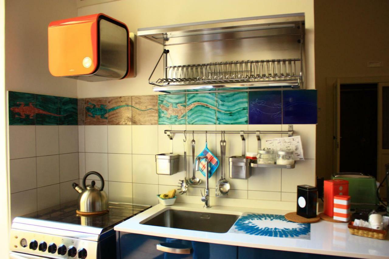 Haripergo Apartment Salerno Bagian luar foto