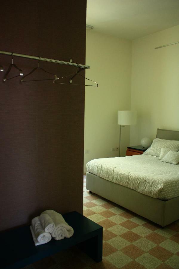 Haripergo Apartment Salerno Bagian luar foto