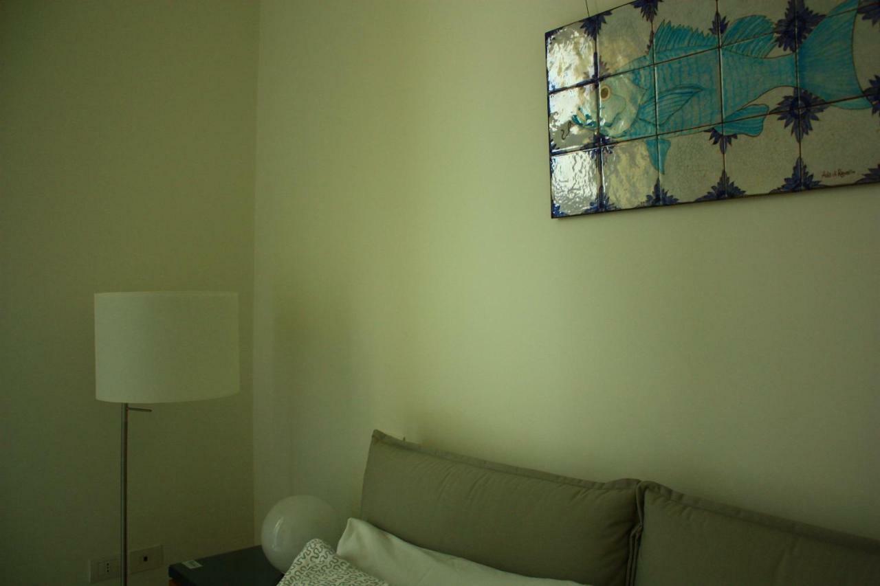 Haripergo Apartment Salerno Bagian luar foto