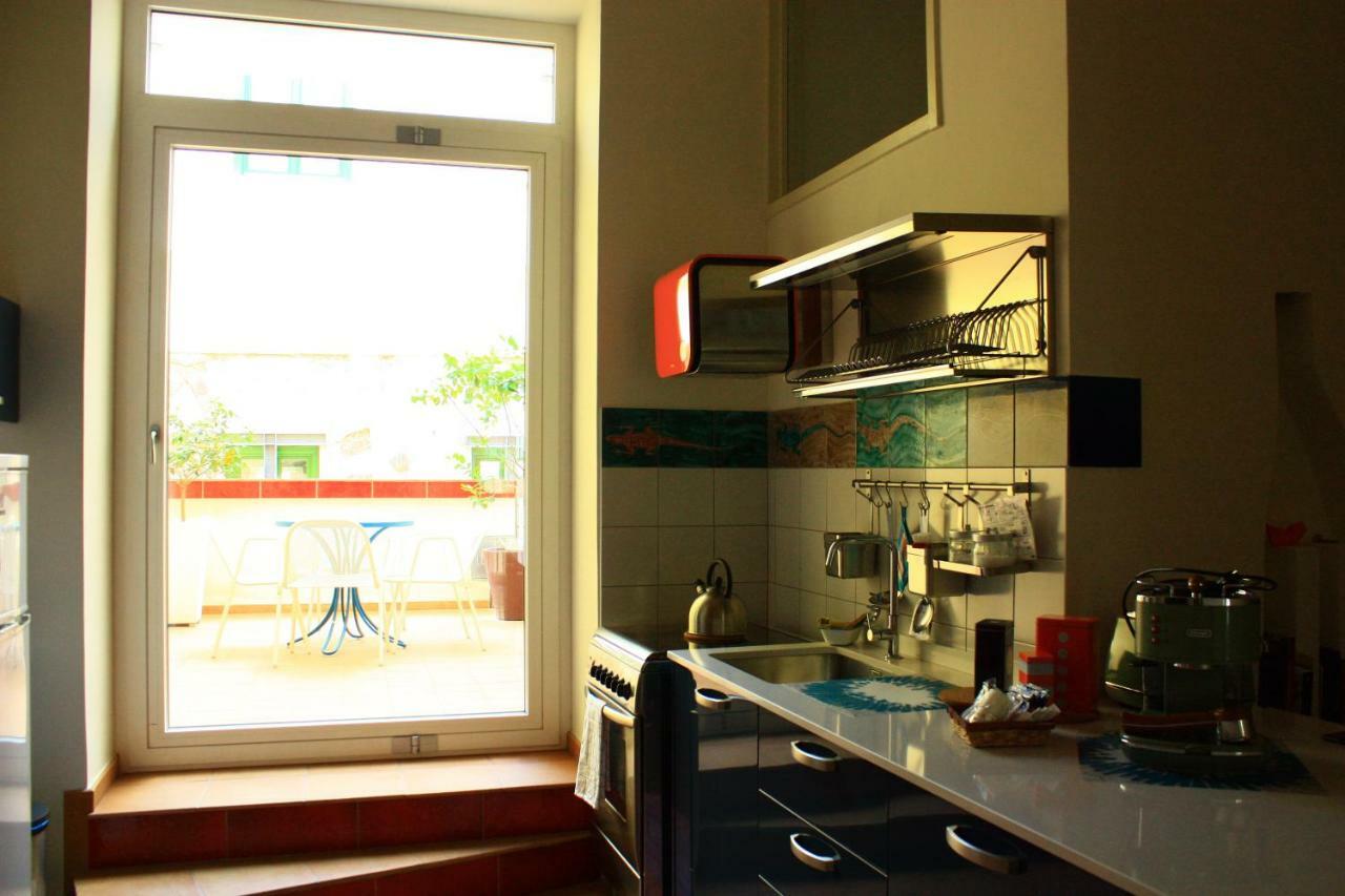 Haripergo Apartment Salerno Bagian luar foto