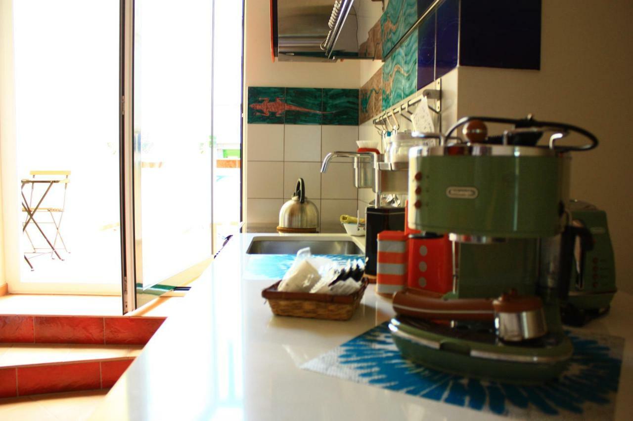 Haripergo Apartment Salerno Bagian luar foto