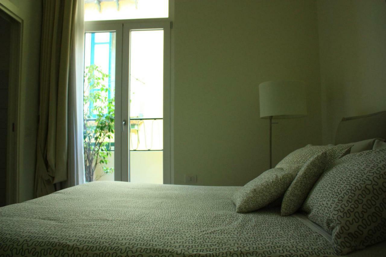 Haripergo Apartment Salerno Bagian luar foto